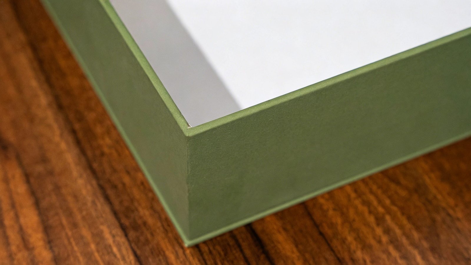 Wrapped MDF presentation box corner and edge detail